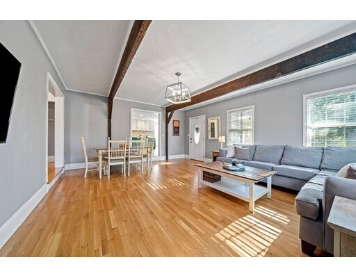 Foto principal - 434 Salem St