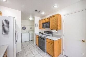 Building Photo - 825 Radiant Star St