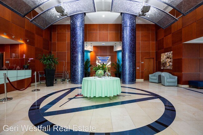 Foto del edificio - 2 br, 2 bath House - 231 Riverside Drive #406