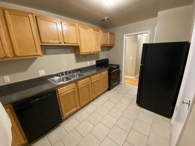 Foto del edificio - 26280 Pinehurst St