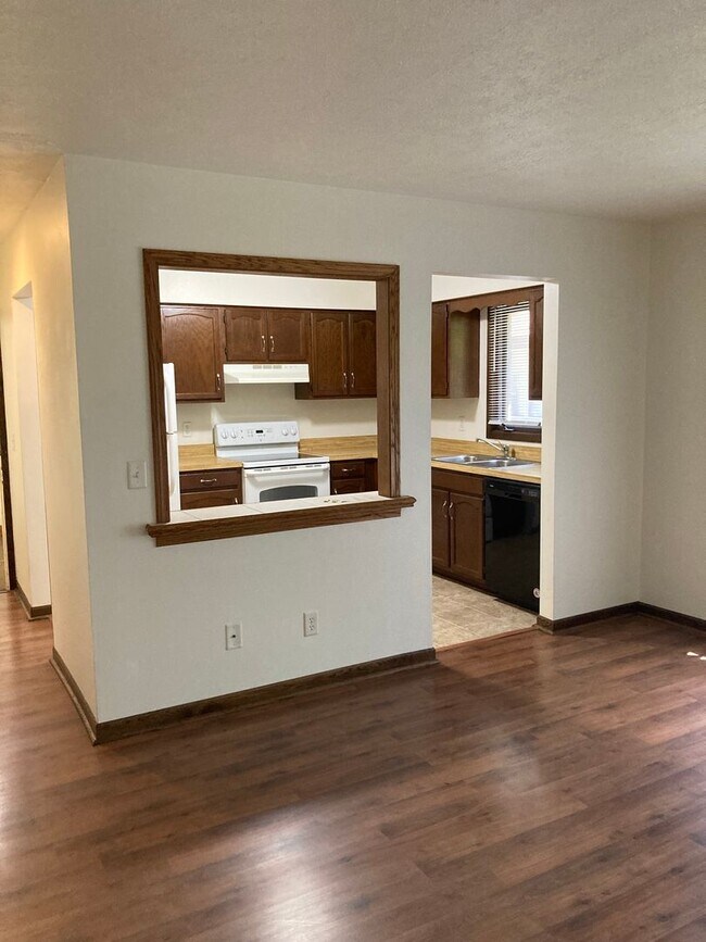 Building Photo - 4714 Trevor Cir