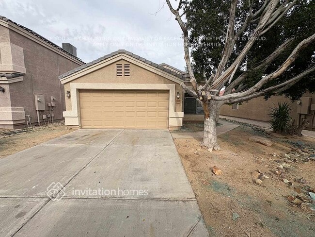 Building Photo - 13054 W Via Camille