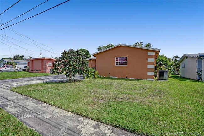 Building Photo - 8520 NW 24th Pl