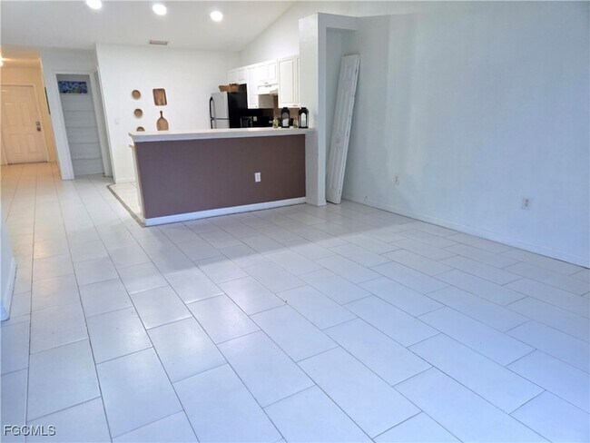 Foto del edificio - 2218 Keith Ave S