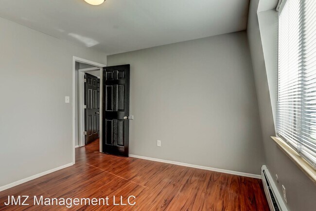 Foto del edificio - 2173 Decker Rd