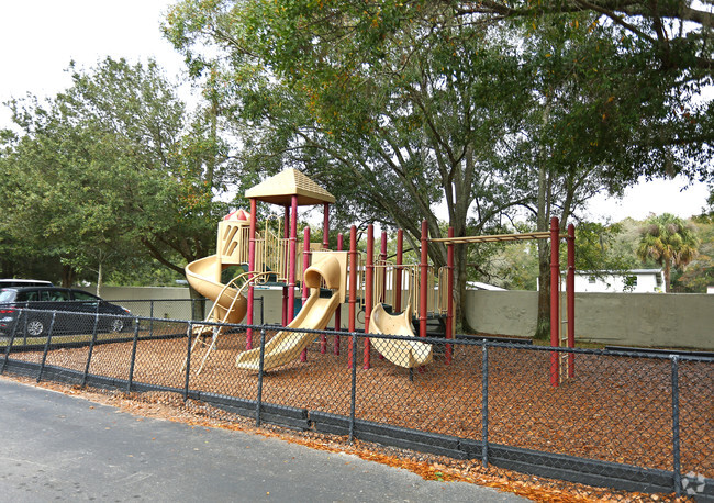 Building Photo - Cedar Forest Apartments