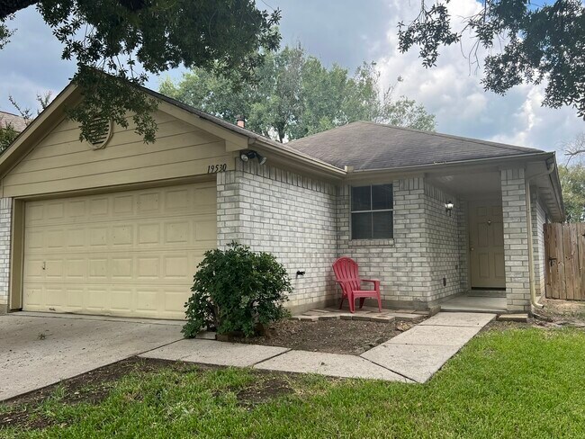 Foto del edificio - 19530 Sandy Woods Dr