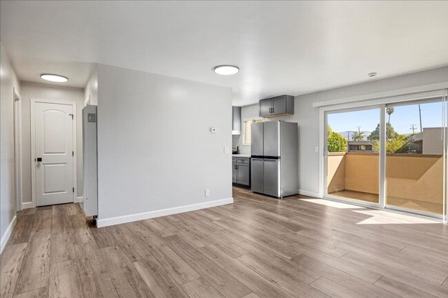 Foto del edificio - Plaza Apartments