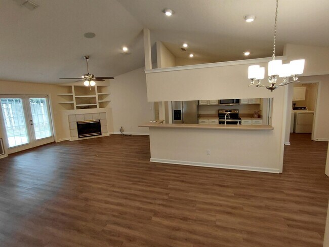 Foto del edificio - 1308 Fern Hill Ct