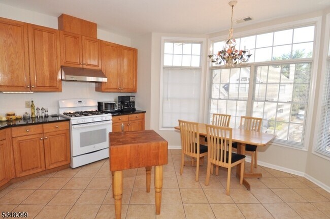 Foto del edificio - 216 Turlington Ct