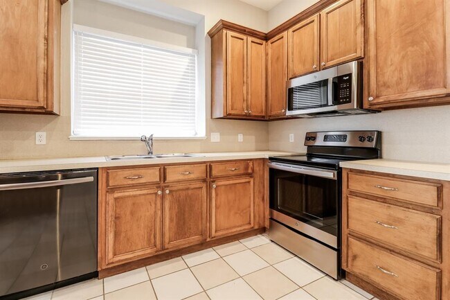 Foto del edificio - 1125 Oak Creek Dr