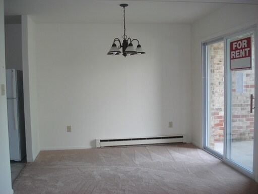 Building Photo - 1056 Pine Grove Cir