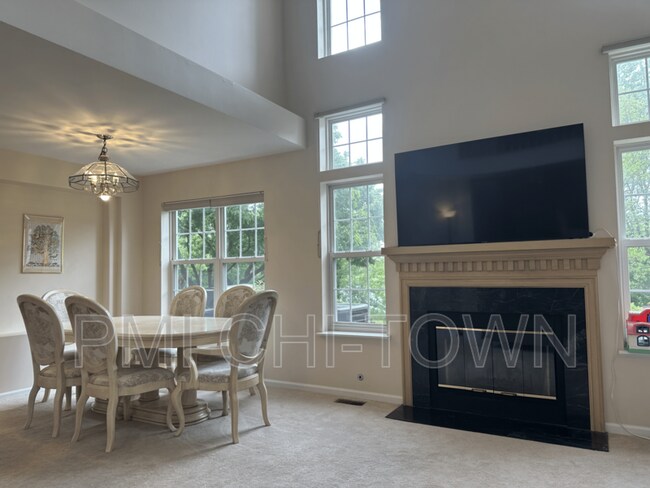Foto del edificio - 232 Hawk Ct