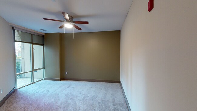 Interior Photo - Domus