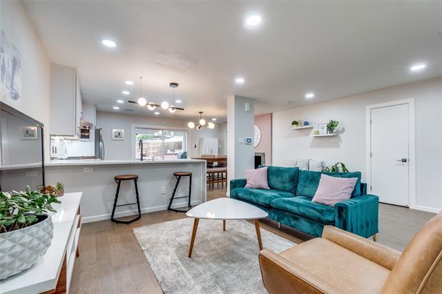 Foto del edificio - 9805 Estate Ln