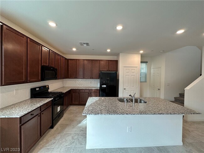 Building Photo - 3168 Bormida Ave