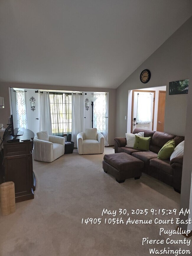 Foto del edificio - Puyallup South Hill-Tri level home ready f...