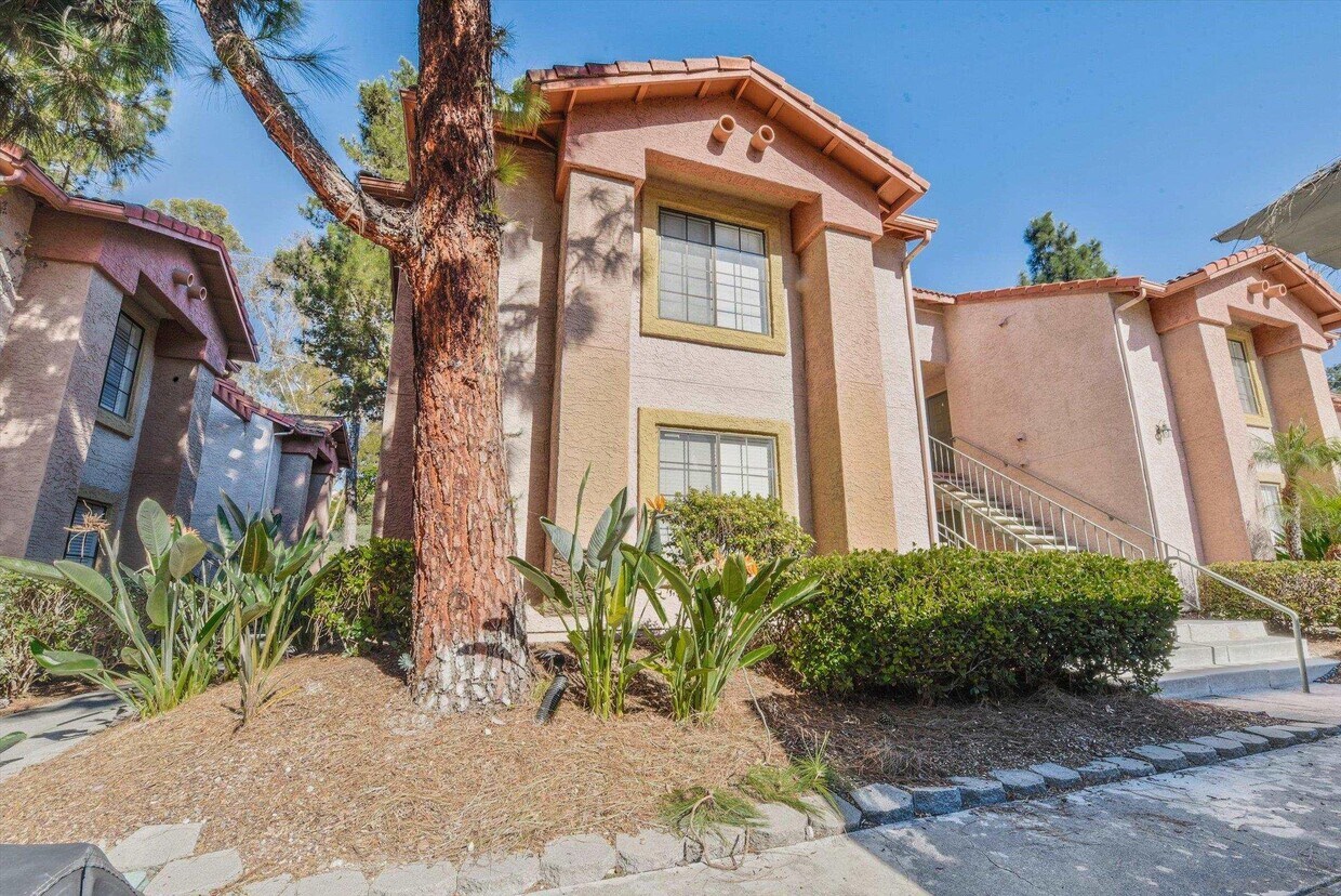 Primary Photo - 12055 Alta Carmel Ct