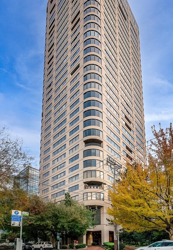 Foto principal - First Hill Plaza - 1 bedroom