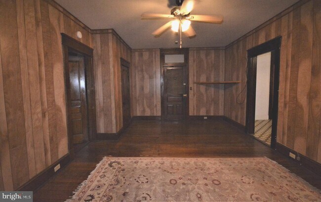 Foto del edificio - 5 W MAIN St