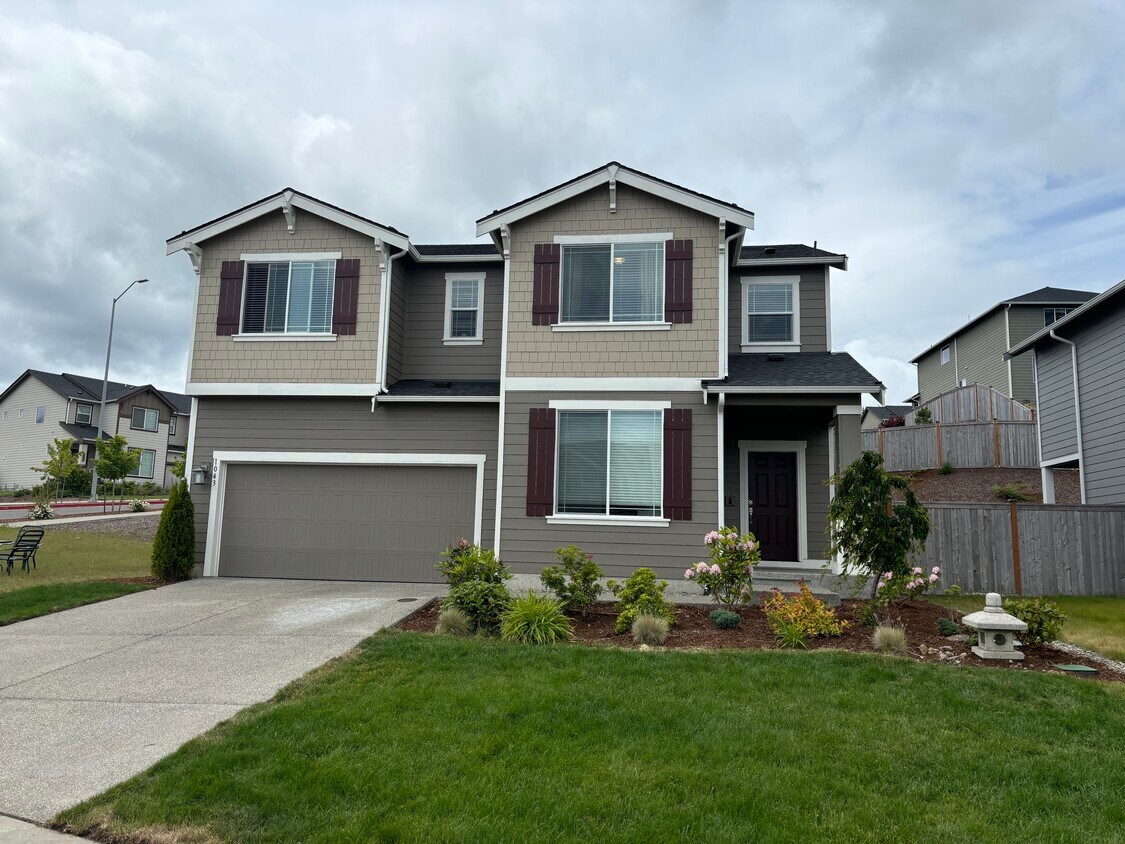 Foto principal - 1043 Baker Hts Lp
