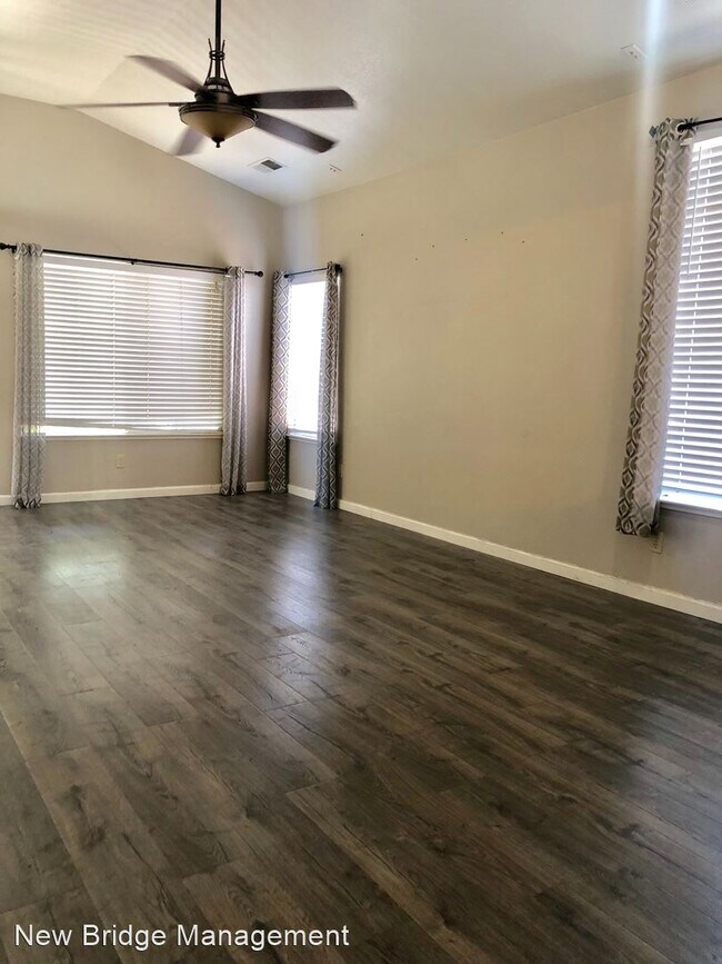 Foto del edificio - 4 br, 2 bath House - 1028 Putnam Court
