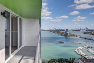 Building Photo - 1756 N Bayshore Dr