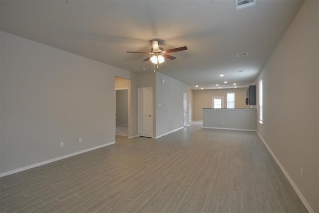 Building Photo - 24730 Winema Wds Ln