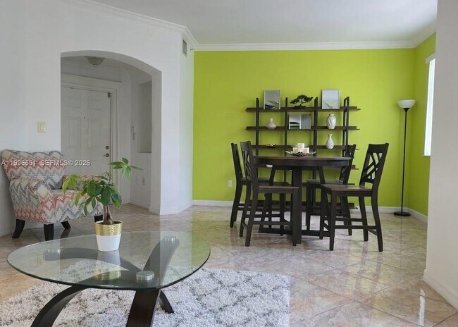 Foto del edificio - 8956 W Flagler St
