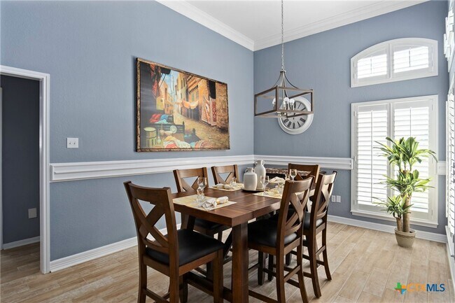 Foto del edificio - 5834 Greenforest Cir