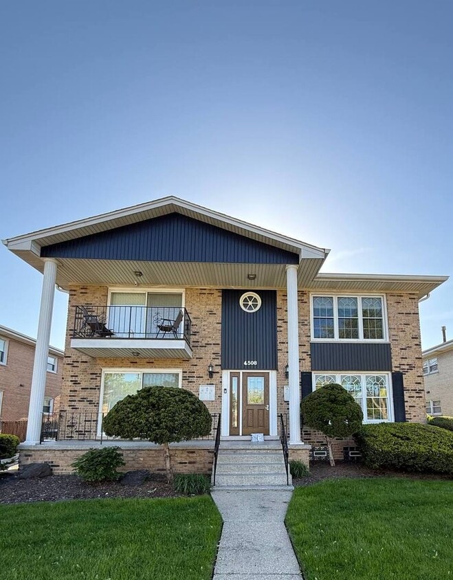 Foto principal - 4508 Elm Ave