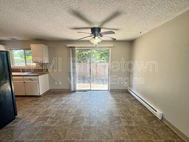 Foto del edificio - 5706 SE Harold St