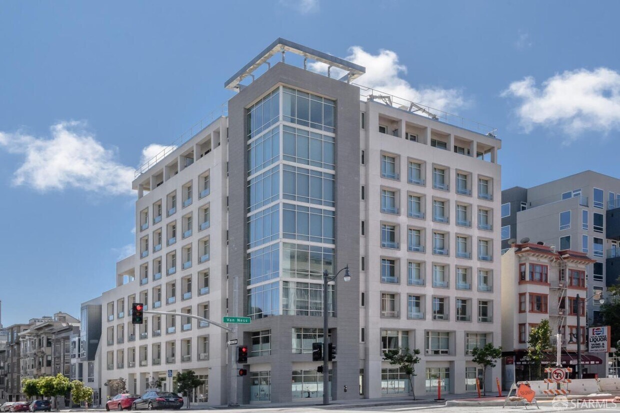 Foto principal - 1868 Van Ness Ave
