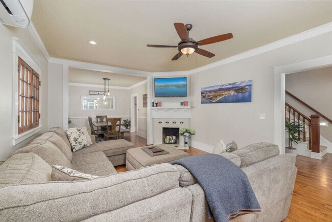 Foto del edificio - 713 W Woodland Dr