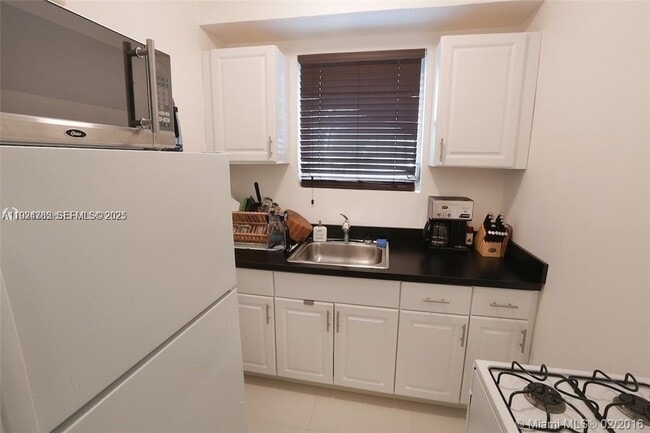 Foto del edificio - 1525 Meridian Ave