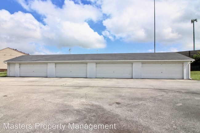 Foto del edificio - 802 Three Meadows Dr