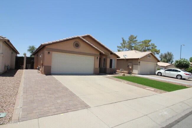 Building Photo - 11932 N 86th Ln