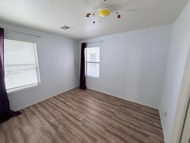 Foto del edificio - 1106 S Fresno Ct