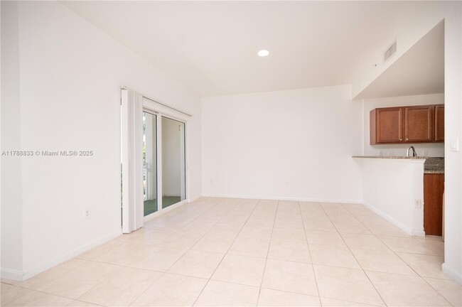 Building Photo - 11403 NW 89th St