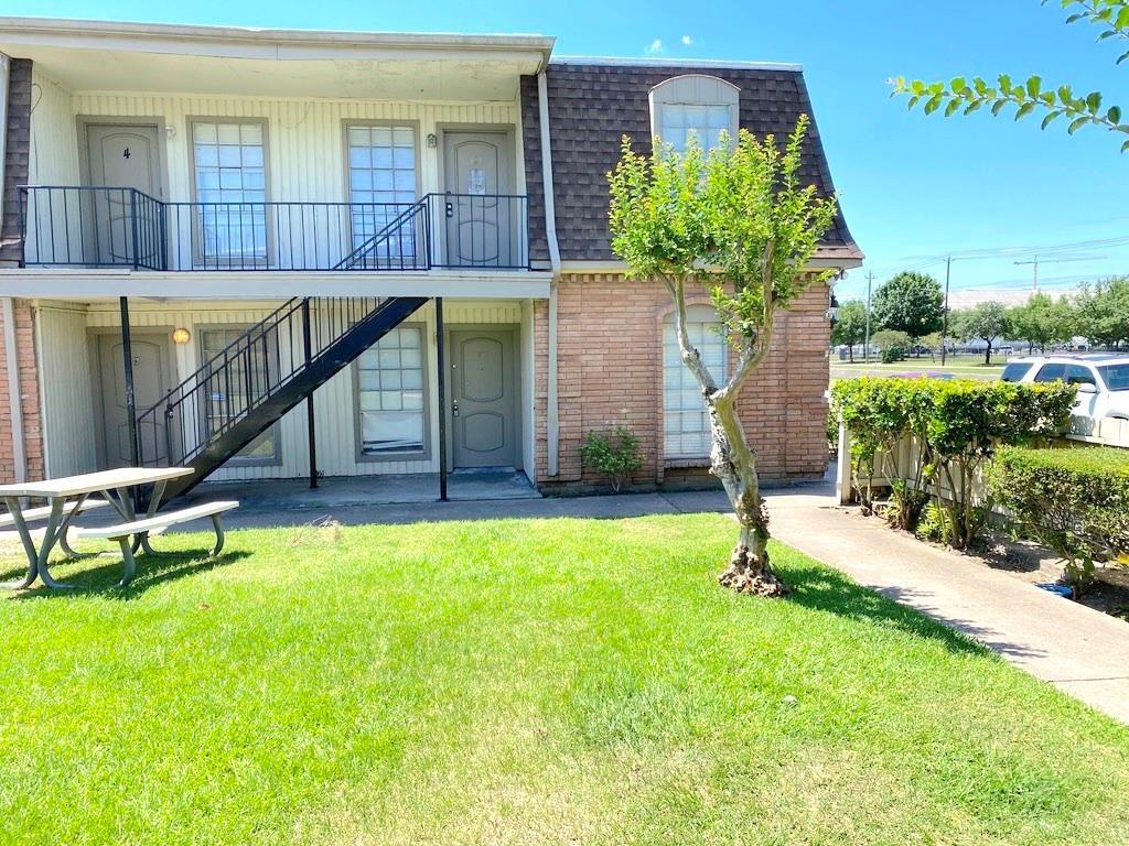 Foto principal - 1220 Shadowdale Dr