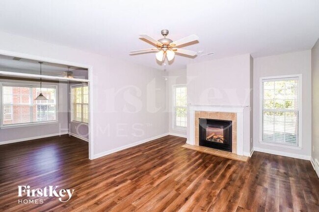 Building Photo - 8570 Griffin Park Dr