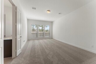Building Photo - 26545 Pioneer Pointe Ct