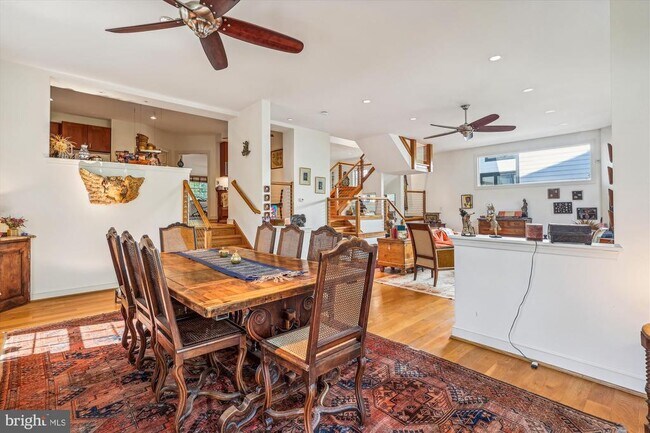 Foto del edificio - 4519 Garrison St NW