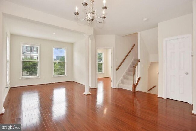 Foto del edificio - 42714 Ogilvie Sq