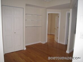 Building Photo - 475 Commonwealth Ave