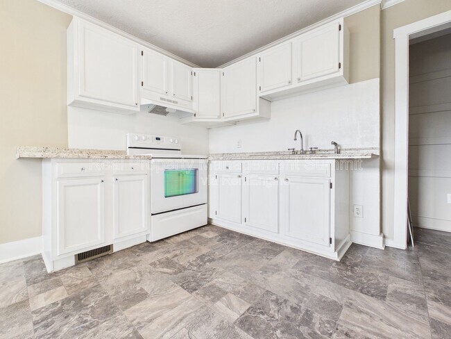 Foto del edificio - 2501 N Augusta St