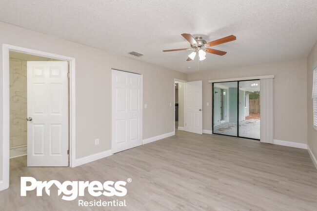 Building Photo - 4848 Thornbriar Pl