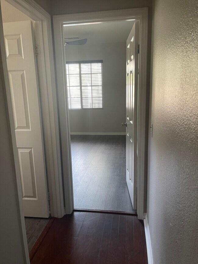 Foto del edificio - 39150 Chandler Dr