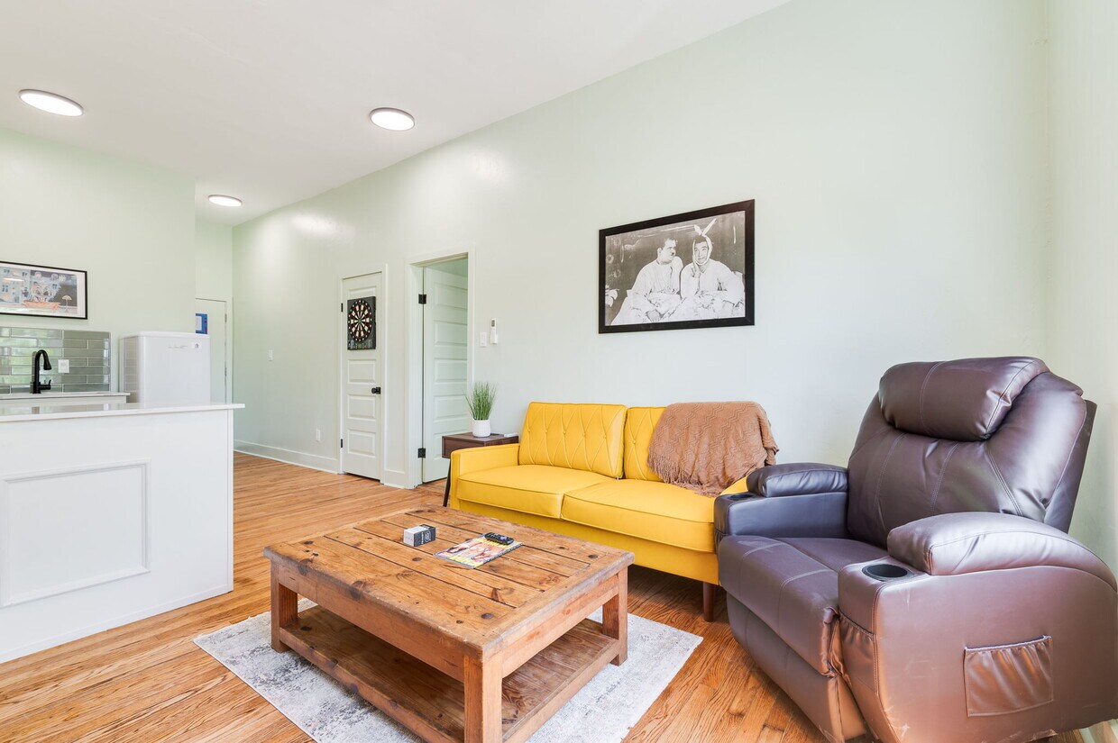 Foto principal - 2201 NW 12th St