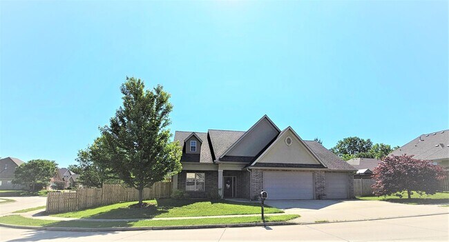 Building Photo - 3210 Belinda Ct